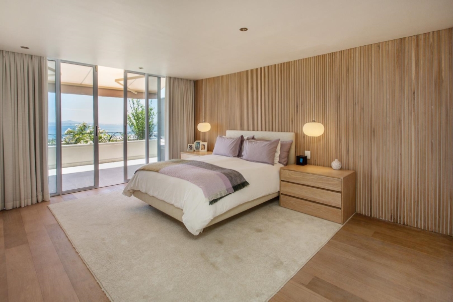 2 Bedroom Property for Sale in Green Point Western Cape